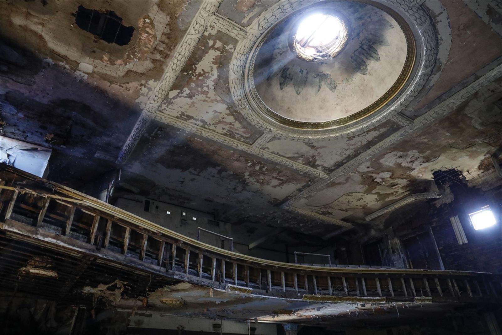 A Closer Look: The once-splendid Beaux-Arts Broadway Theatre